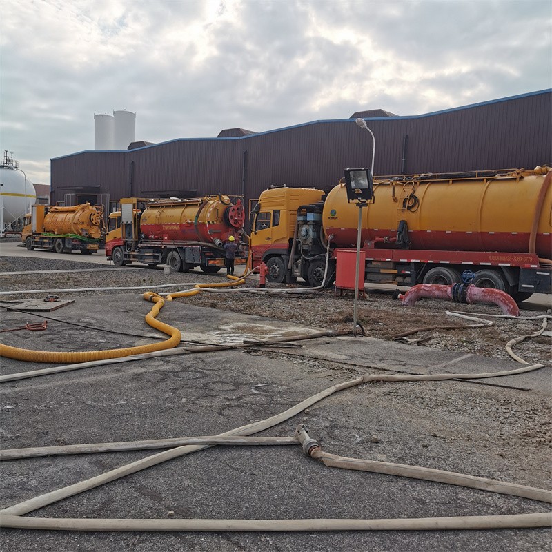 青云谱污水池清理